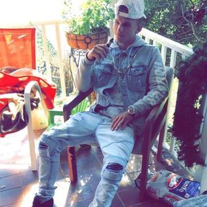 Meet your Posher, Christian